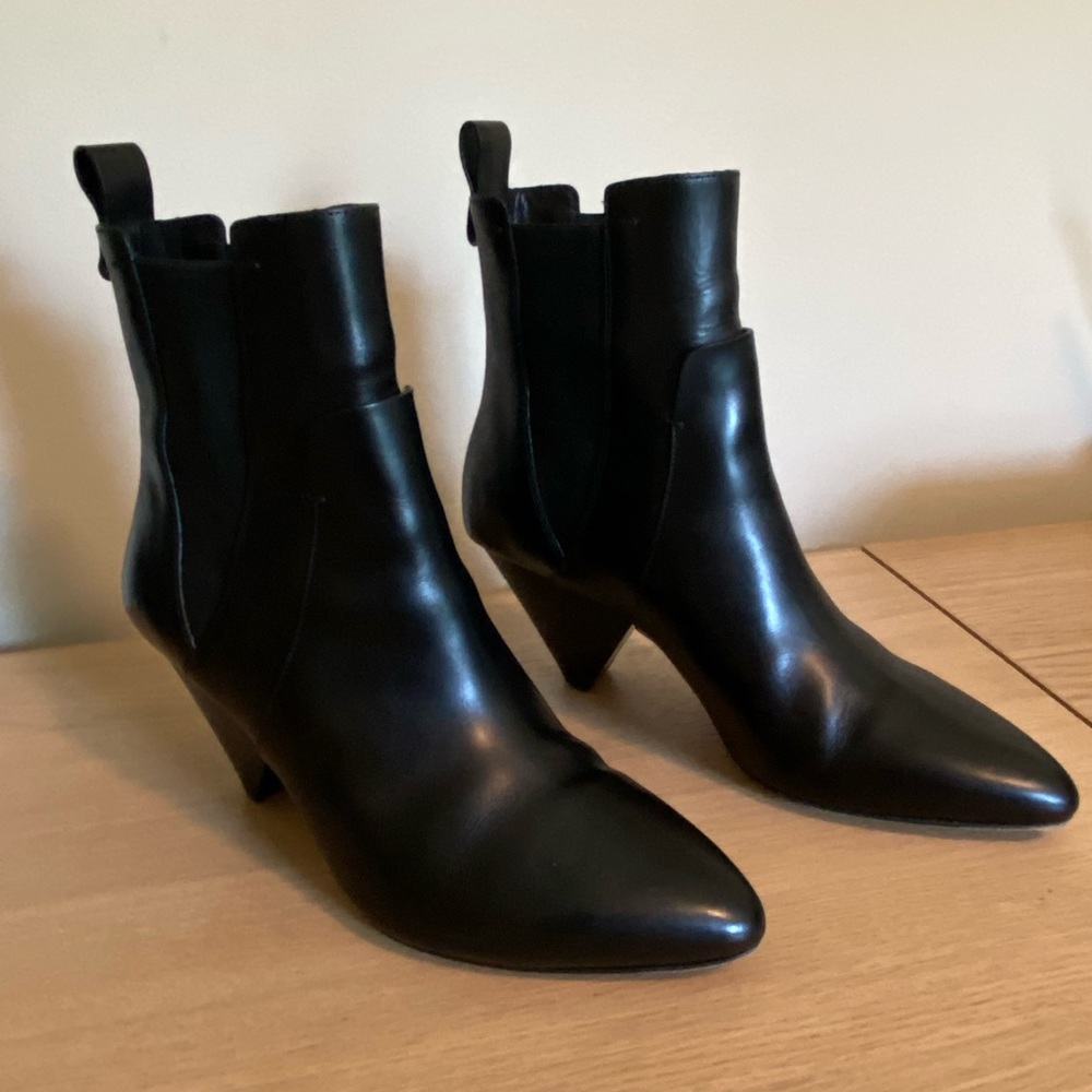 Veronica Beard Chelsea Booties Black Size 38.5